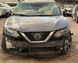 Nissan Qashqai 1.5 dCi Tekna SINISTRATA !