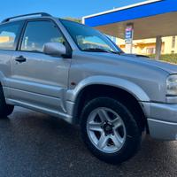Suv Grand Vitara 2.0 prima serie