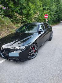ALFA ROMEO GIULIA Q4 VELOCE