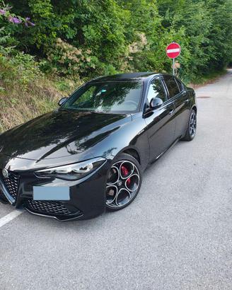 ALFA ROMEO GIULIA Q4 VELOCE