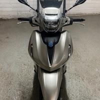 Piaggio Beverly 400 - 2023