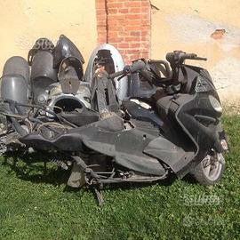 Ricambi malaguti madison 125 150 180 250 400