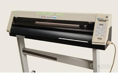 Plotter  da taglio luce 70 cm compreso di computer