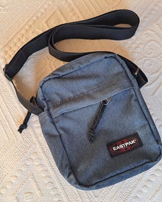 Borsa a tracolla Eastpak