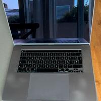 Mac Book Pro 16", 16Gb RAM, 2.6Ghz  i7 6 core