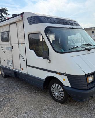 Mobilvetta Yocht 60 fiat 2.5 TD 6 posti del 1990