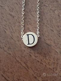 Collana con iniziale