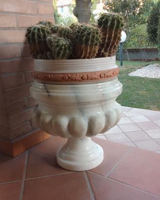 Colonnina porta vaso in marmo di Carrara