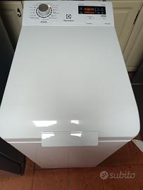 Lavatrice Electrolux 6 kg carica dall 'alto 