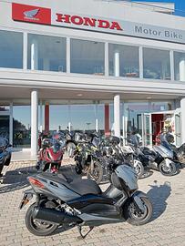 Yamaha X-Max 300 Techmax