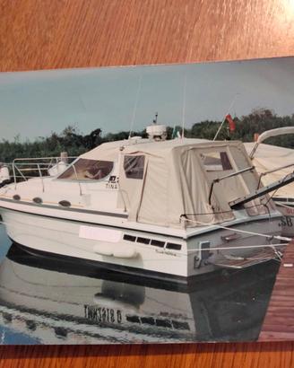 Azimut AZ 28