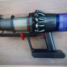 DYSON V11