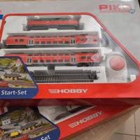 Due Starter kit, plastico treni scala Ho Piko