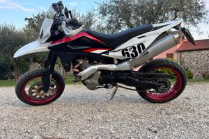 Motociclo Husqvarna