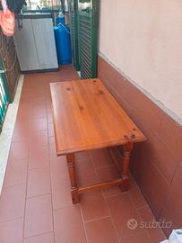 tavolino in legno massello