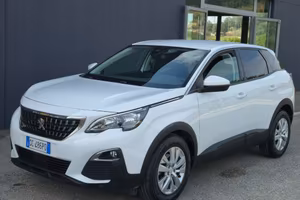 PEUGEOT 3008 BHDi 130 Business NAVY