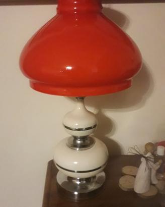 Lampada da tavolo 