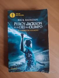 libro Percy Jackson e il ladro di fulmini