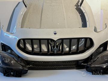 MUSATA COMPLETA MASERATI Grecale Serie 673013822 (