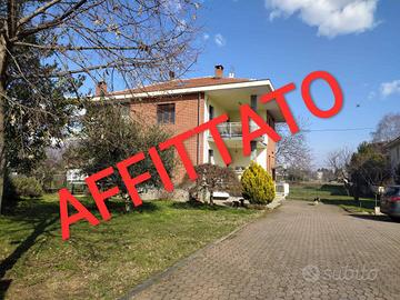 Appartamento di 125 m² con 4 locali e box auto a M