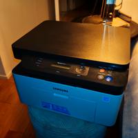 Laser Printer Usato poco, le cartucce sono piene