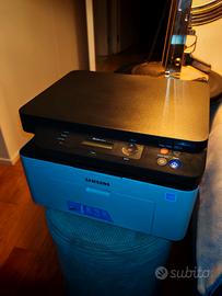 Laser Printer Usato poco, le cartucce sono piene