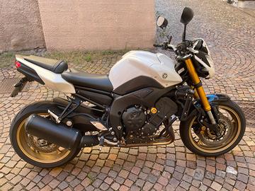 Yamaha FZ8