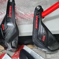 YAMAHA TENERE' 700 PARAMANI E ALTRI RICAMBI