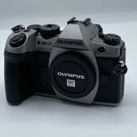 Olympus OM-D EM-1 Mark II Silver Edition