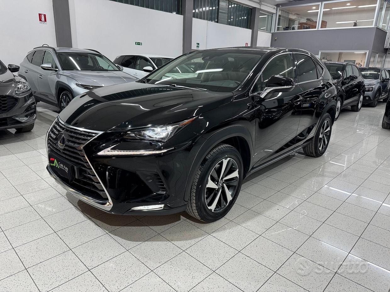 LEXUS NX 1ª serie