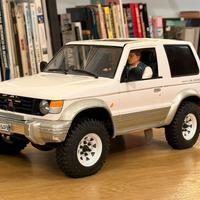 Mitsubishi Pajero RC scaler 1:10 tamiya MST