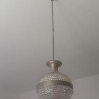 lampadario con lampada a parete