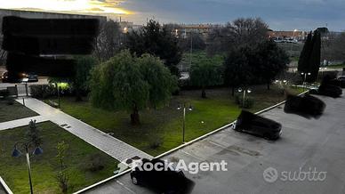 APPARTAMENTO CON BOX E POSTO AUTO IN CONDOMINIO