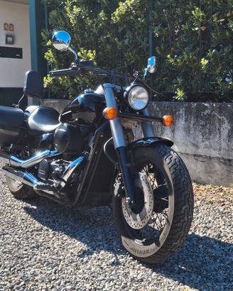 Honda Black Spirit 750