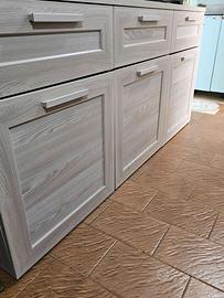 Credenza moderna