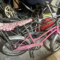 Biciclette vintage, lavoro, passeggio, bambini