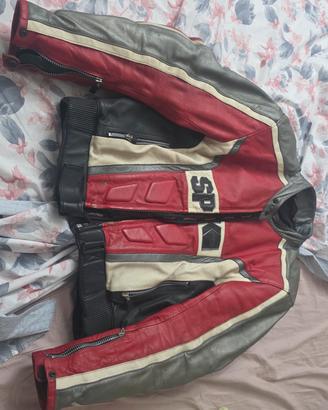 giacca in pelle per moto