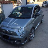 Tributo Ferrari 500 Abarth 695