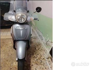 SCARABEO 200