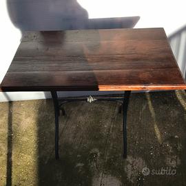 Tavolino antico in ferro e legno di castagno