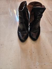 polacchino pelle nera