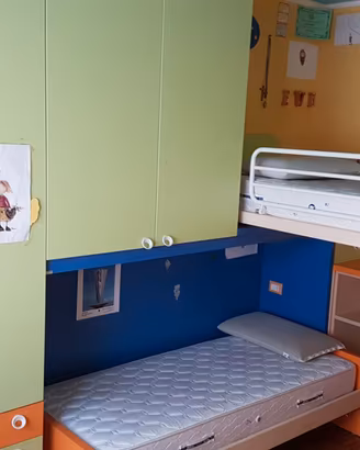 Cameretta DOIMO con n. 2 letti e armadio