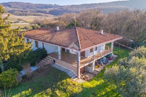 CASA INDIPENDENTE A NEGRAR DI VALPOLICELLA