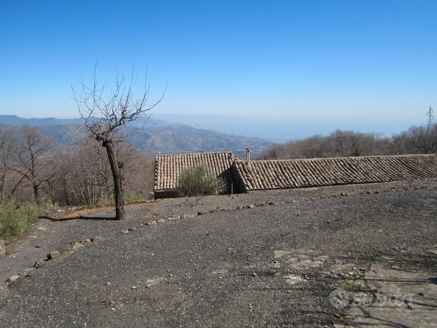Linguaglossa terreno con vigneto - Vista 3