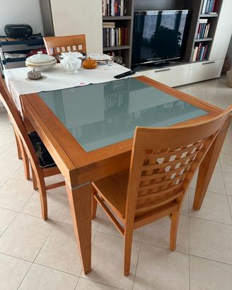 Tavolo legno massello con 6 sedie