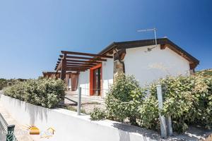 La Maddalena - Villetta caposchiera vista mare