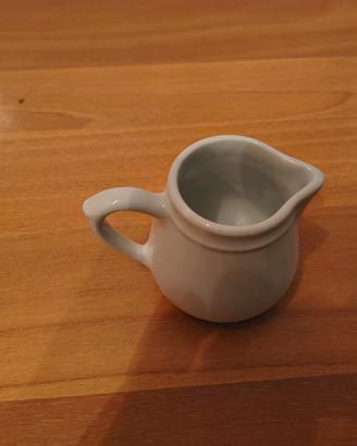 bricco piccolo per latte