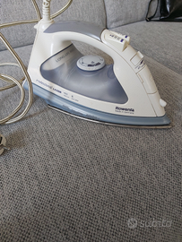 Ferro da stiro rowenta