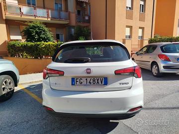 Fiat Tipo anno 2017 benzina metano
