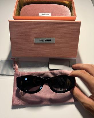 Occhuali da sole Miu Miu